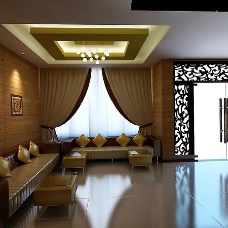 Fal Hotel L.L.C Dubai Bagian luar foto