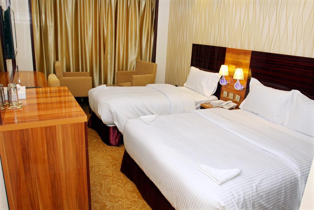 Fal Hotel L.L.C Dubai Ruang foto