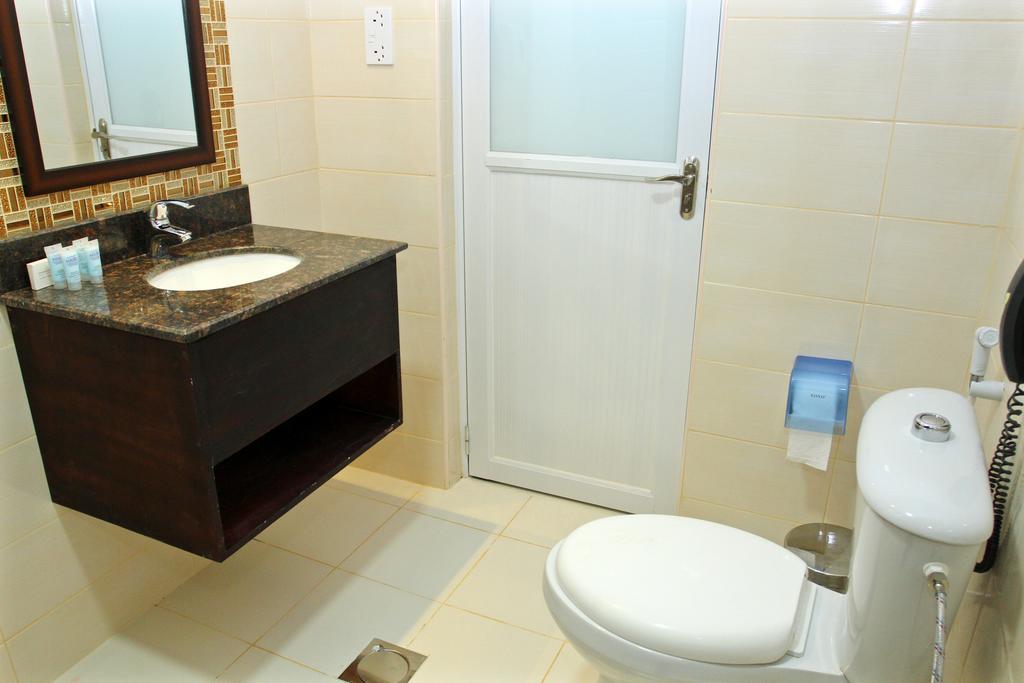 Fal Hotel L.L.C Dubai Ruang foto